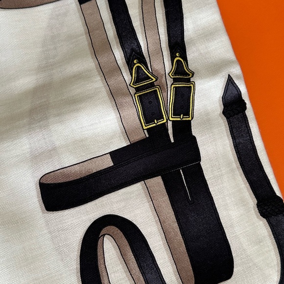 NEW  HERMES Lettres Equestres 100% Cashmere Shawl 140 Scarf w/ Receipt - Picture 8 of 13